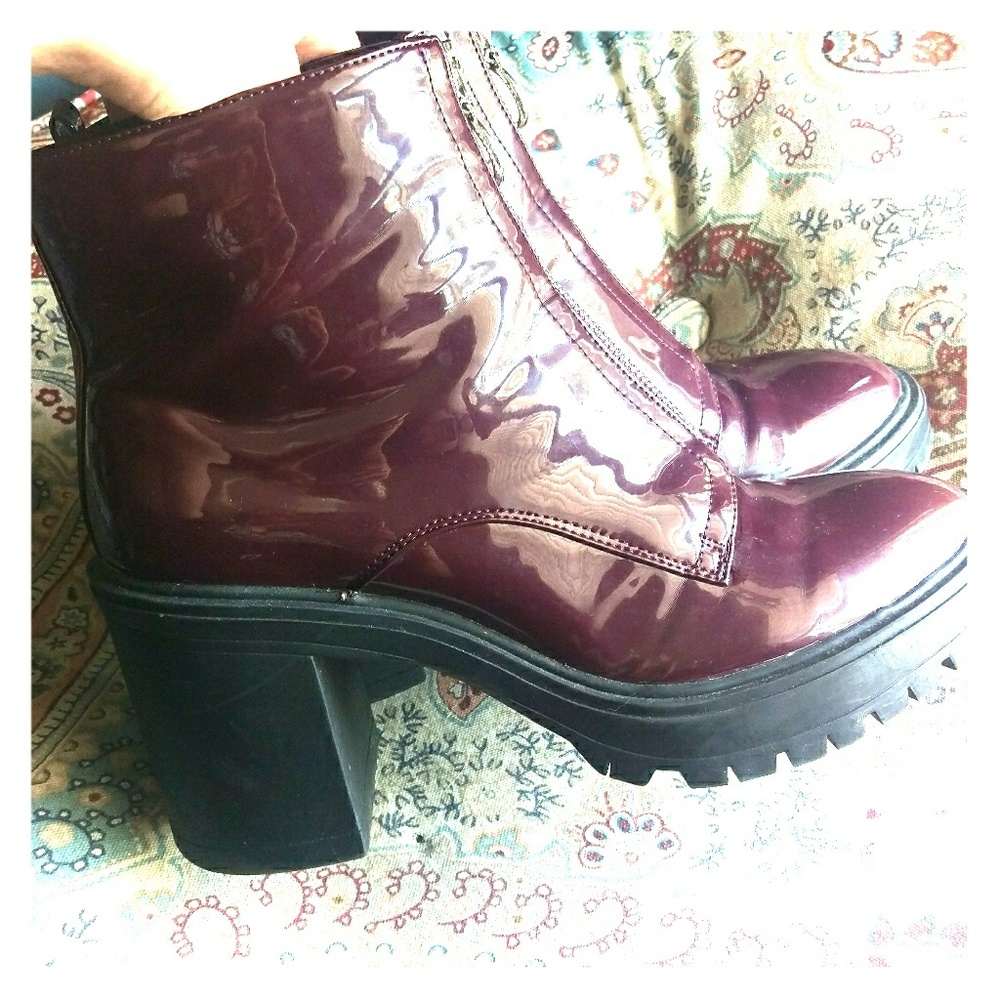 Forever 21 plum platform boots